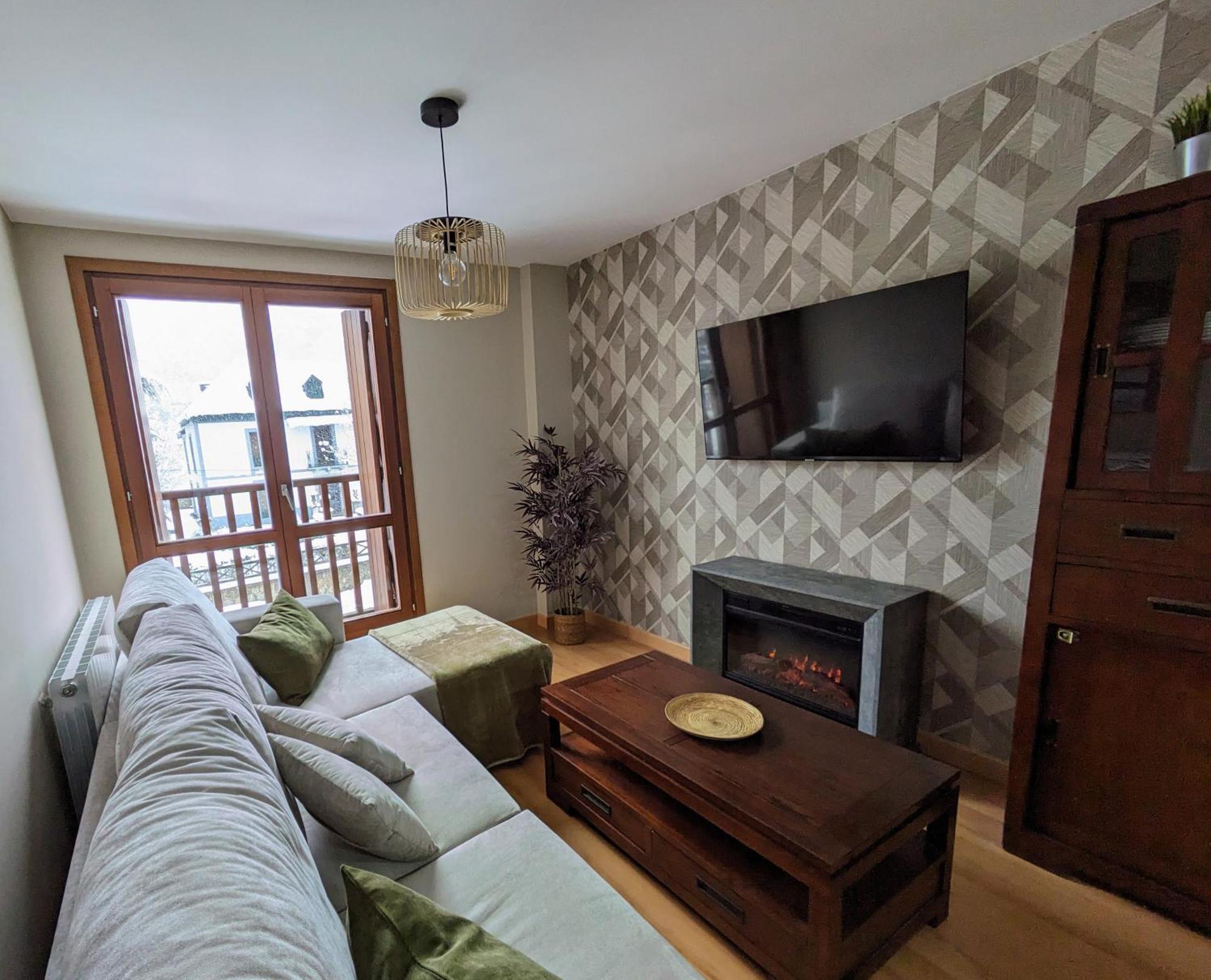 Apartmán La Casa De La Montana Escarrilla Exteriér fotografie